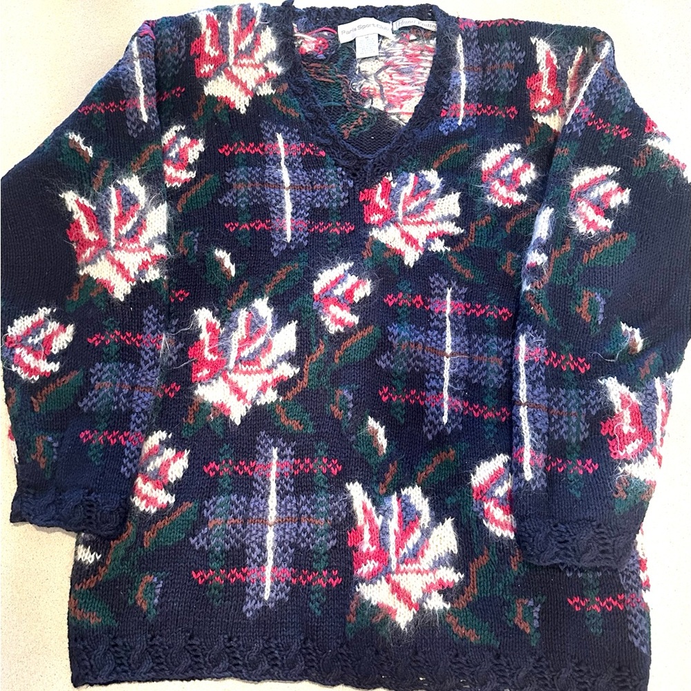 Vintage 80s Hand Knitted MOHAIR DESIGNER V-Neck Floral Sweater Size Medium